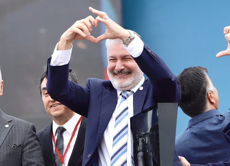 İYİ Partili Bahadır Erdem partisinden istifa etti 