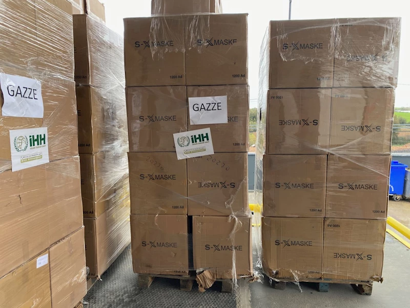 İHH’dan Gazze’ye 8 TIR’lık insani yardım 