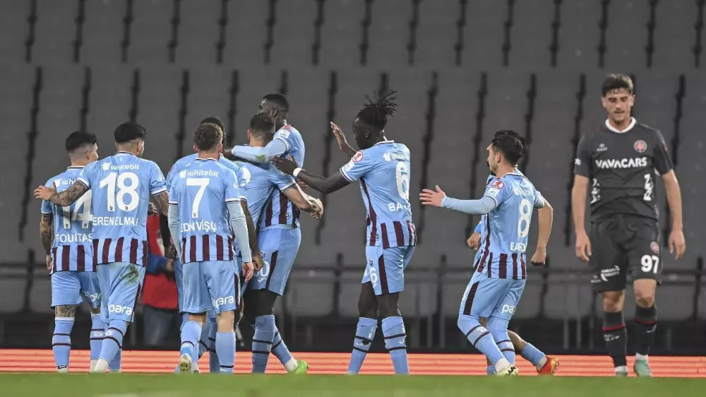 Trabzonspor 4 golle turu geçti