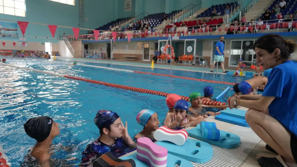 Adıyaman Belediyesi Yüzme Kurslarına rekor katılım